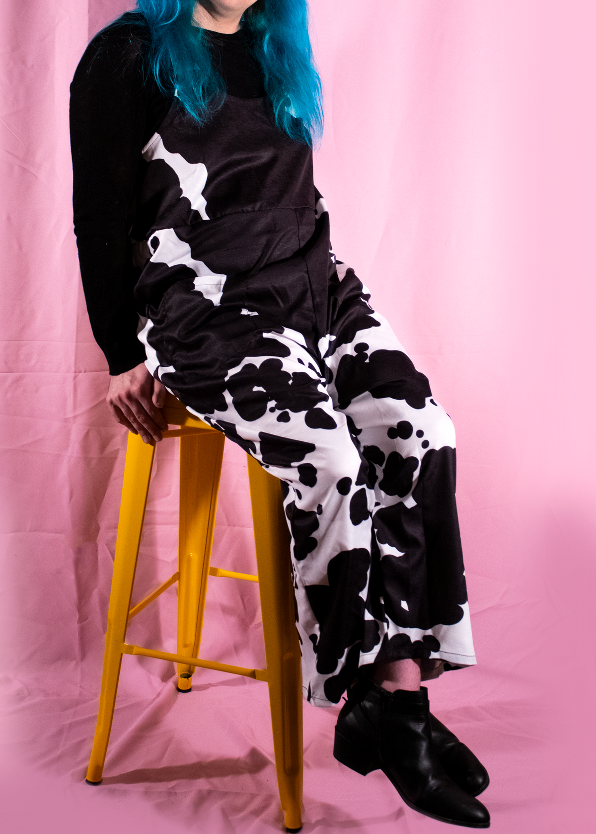 5XL Cow Print Dungarees in Pink